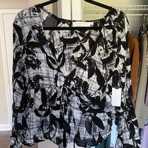 ASTR Label Long-Sleeve Top